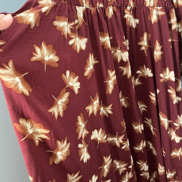 Ava & Viv Red Long Sleeve V-Neck Sundress - Picture 10 of 13